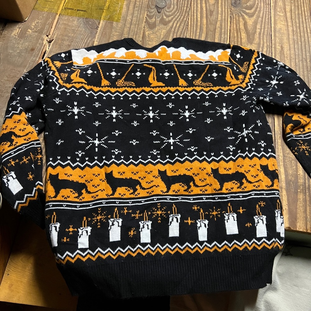 Unisex Halloween hocus pocus black and Orange Sweater